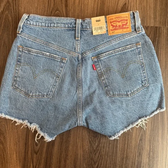 Women's Levi's 501 Button Fly Vintage Style Cutoff BLUE Jean Shorts Size 28 NWT - Picture 7 of 9